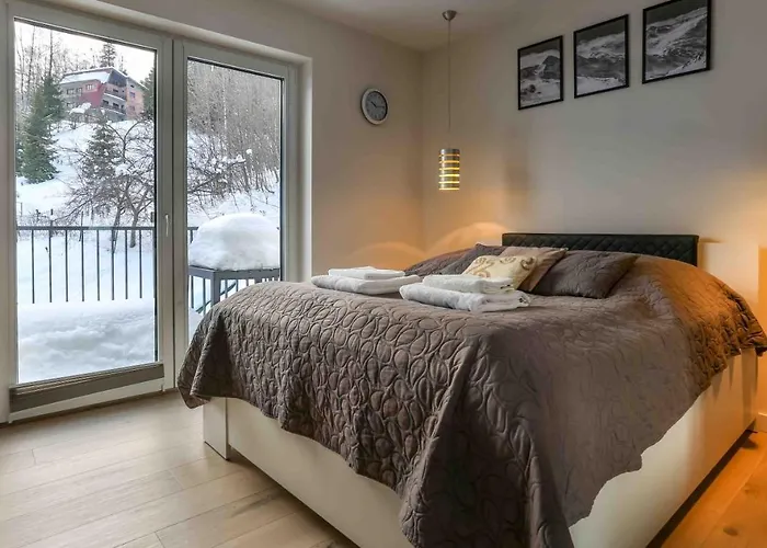 Led Sonoma דירה שצ'צ'ירק